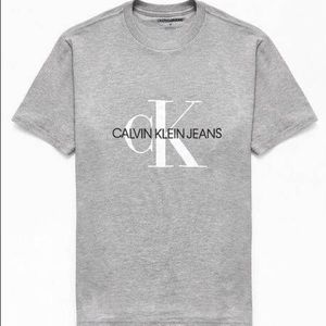 Calvin Klein T Shirt